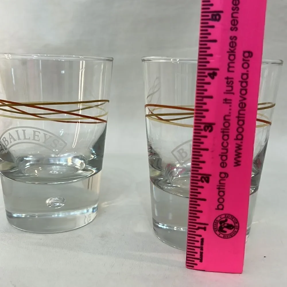 Baileys Rocks Glass 8 Oz Each 4 1/4 In Tall 3 In Round Set 2 Liquor Bar Cocktail